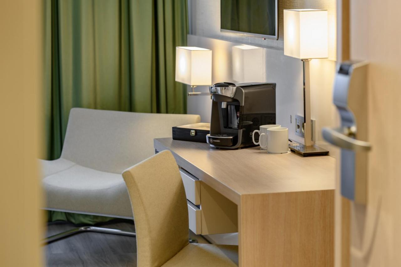 Mercure Bristol Stuttgart Sindelfingen Buitenkant foto