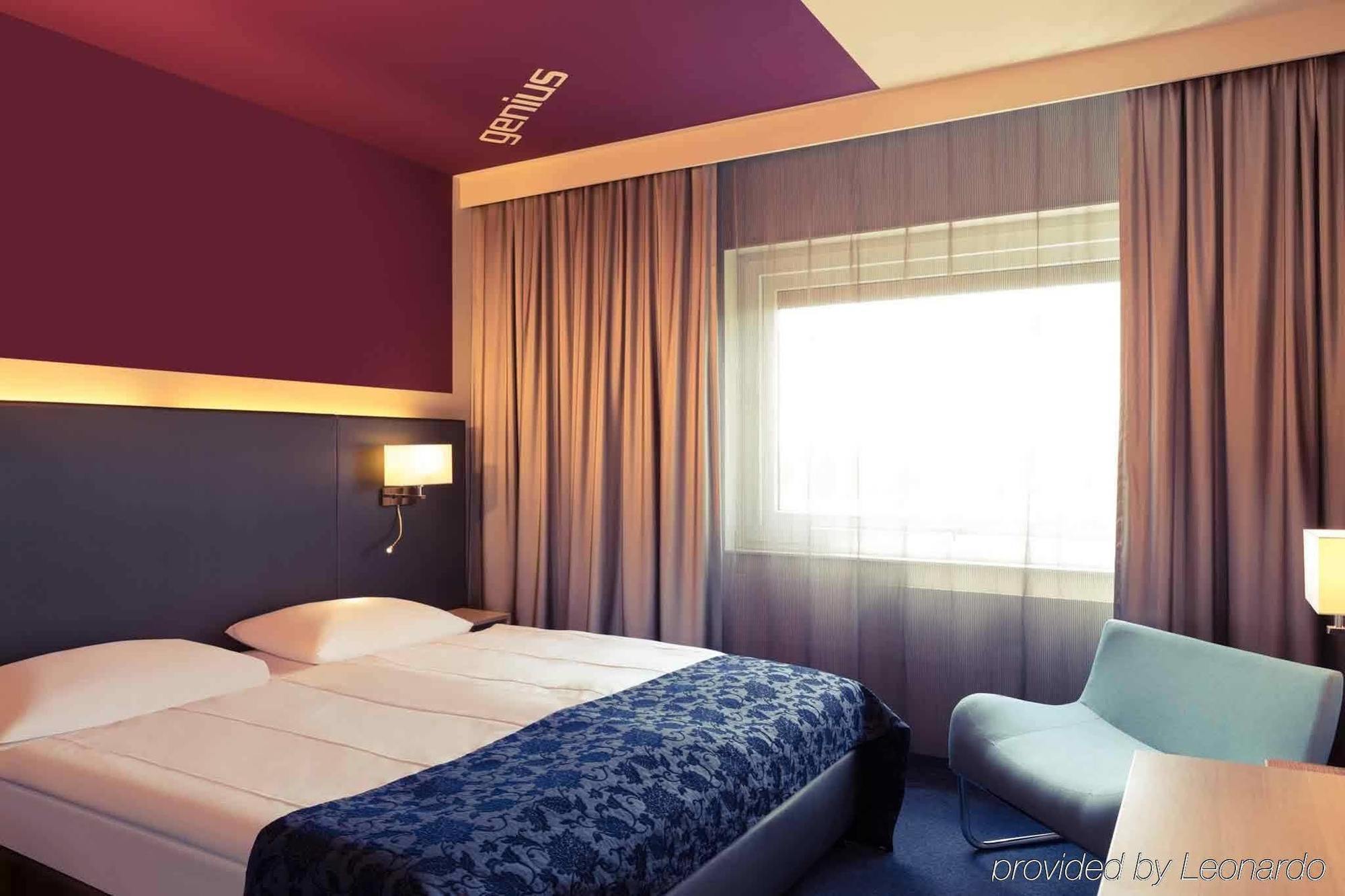 Mercure Bristol Stuttgart Sindelfingen Buitenkant foto