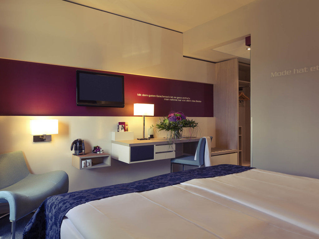 Mercure Bristol Stuttgart Sindelfingen Buitenkant foto