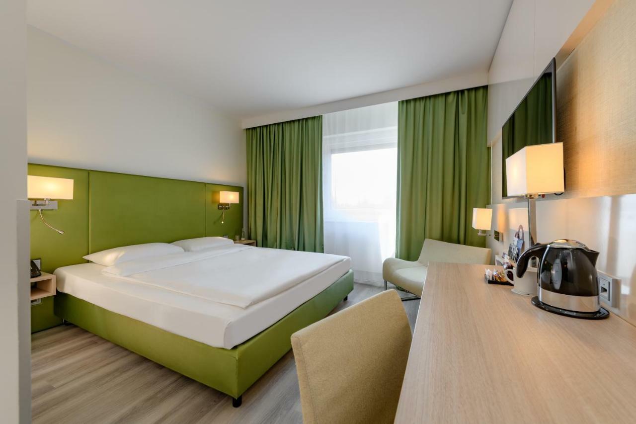 Mercure Bristol Stuttgart Sindelfingen Buitenkant foto