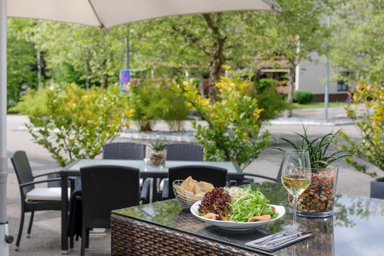 Mercure Bristol Stuttgart Sindelfingen Buitenkant foto